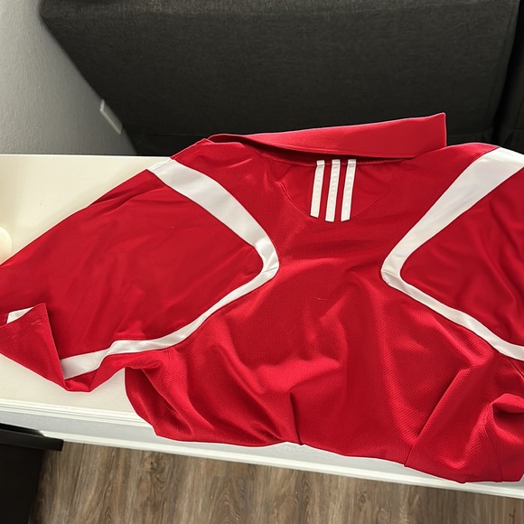 Men’s adidas Wisconsin badgers polo size large - Picture 2 of 2